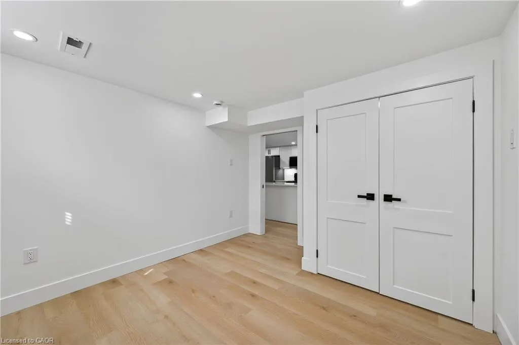 75 Britten Close, #2