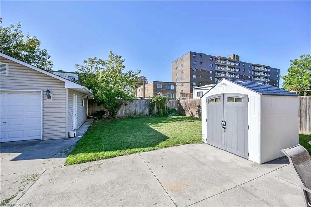 122 Toby Crescent, #2