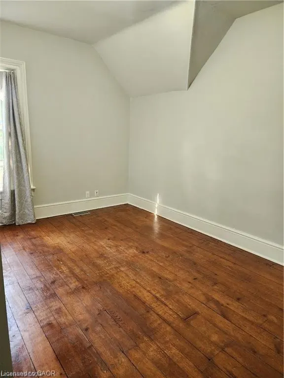 141 Laurel Street, #A