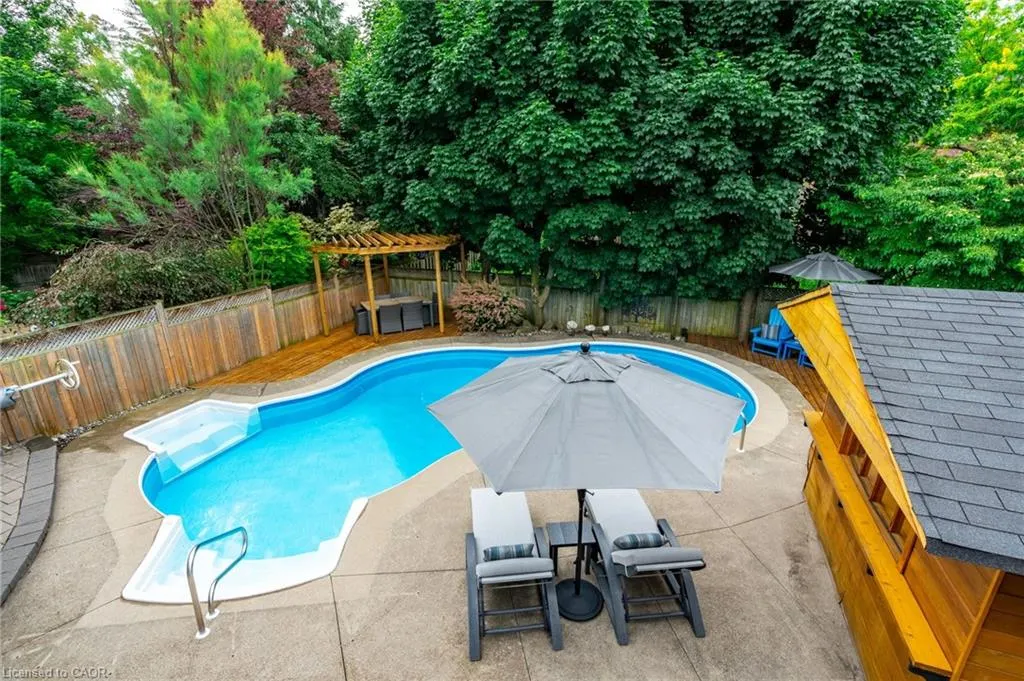 7 Volterra Court