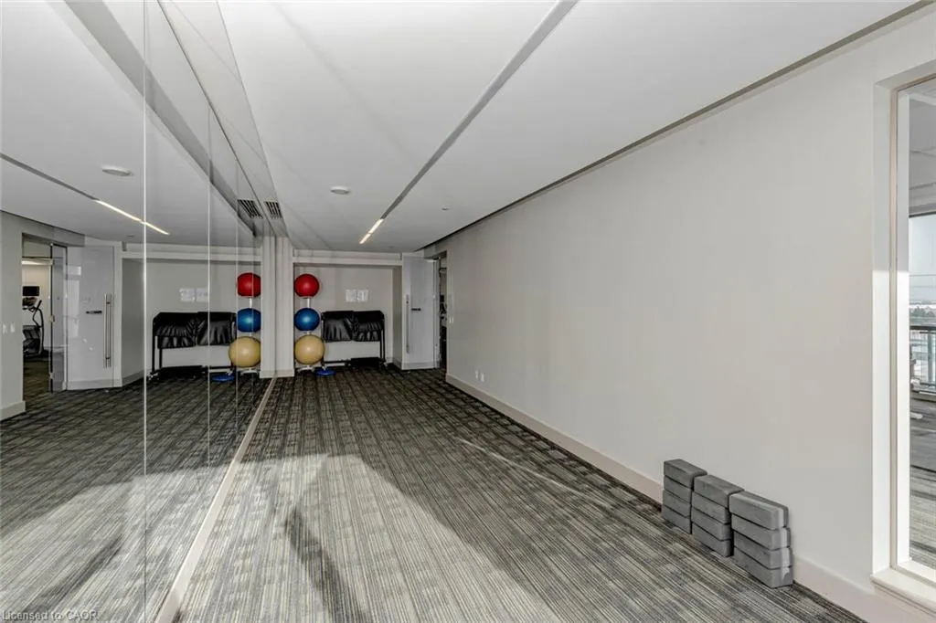 75 Eglinton Avenue W, #302