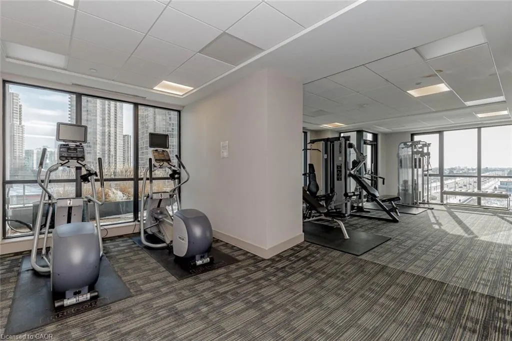 75 Eglinton Avenue W, #302