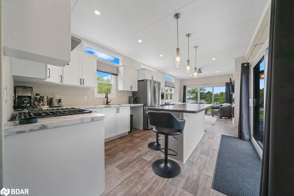 1366 Rosseau Lake Rd 2