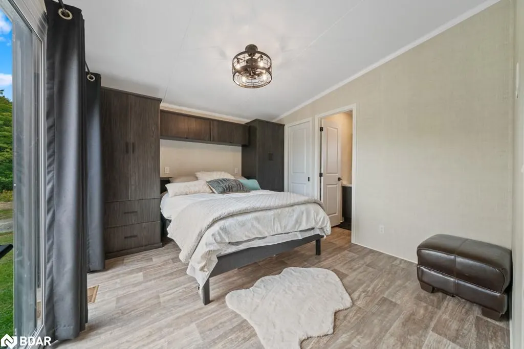 1366 Rosseau Lake Rd 2