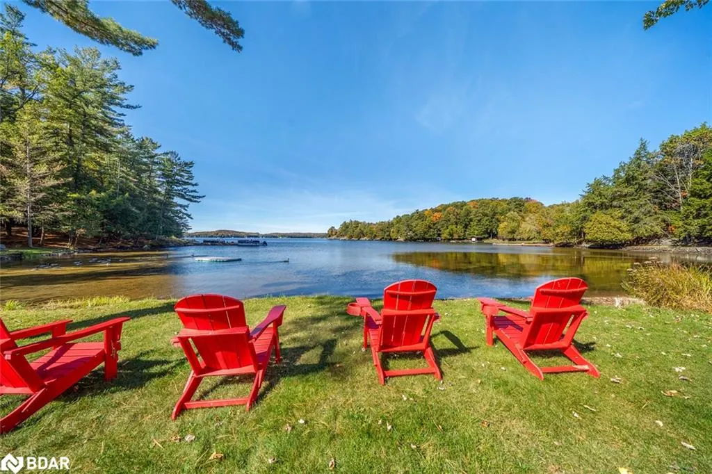 1366 Rosseau Lake Rd 2