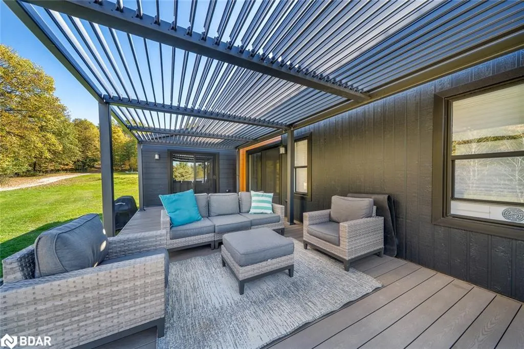 1366 Rosseau Lake Rd 2
