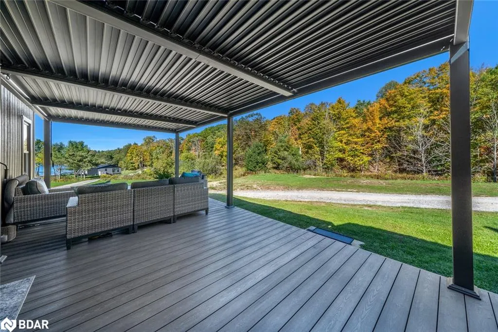 1366 Rosseau Lake Rd 2