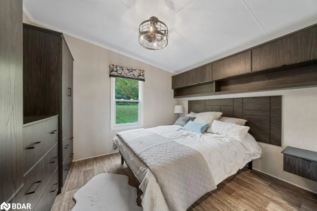 1366 Rosseau Lake Rd 2