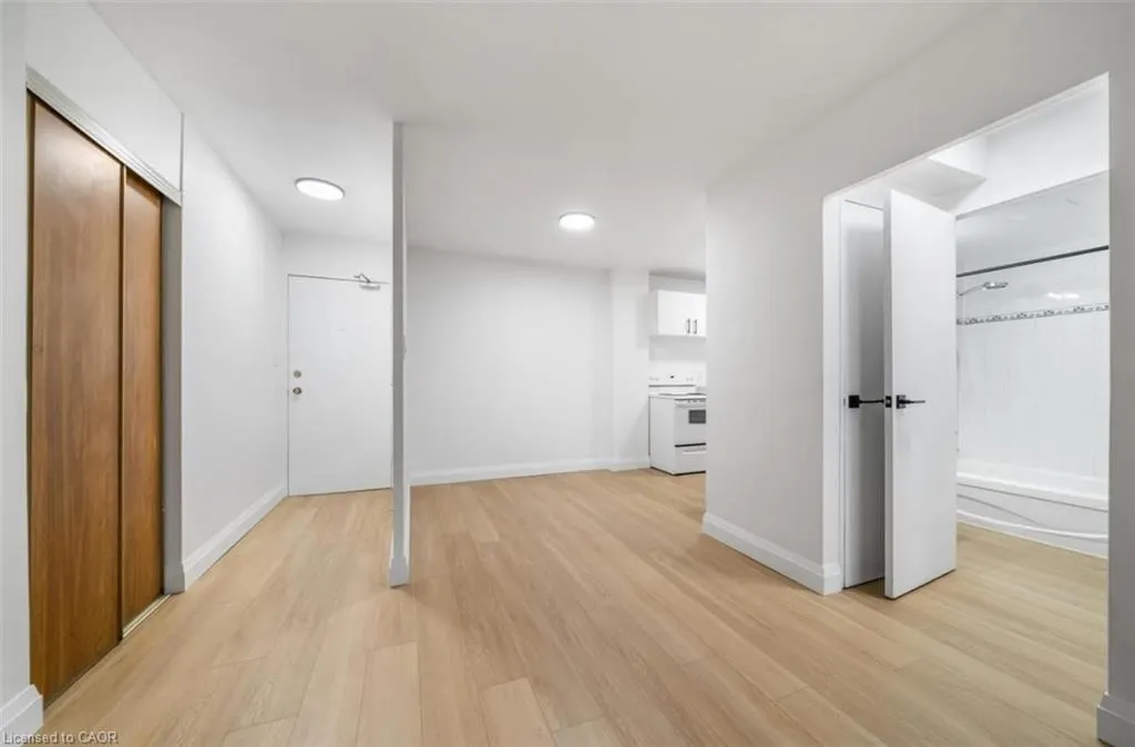 223 Jackson Street W, #1109