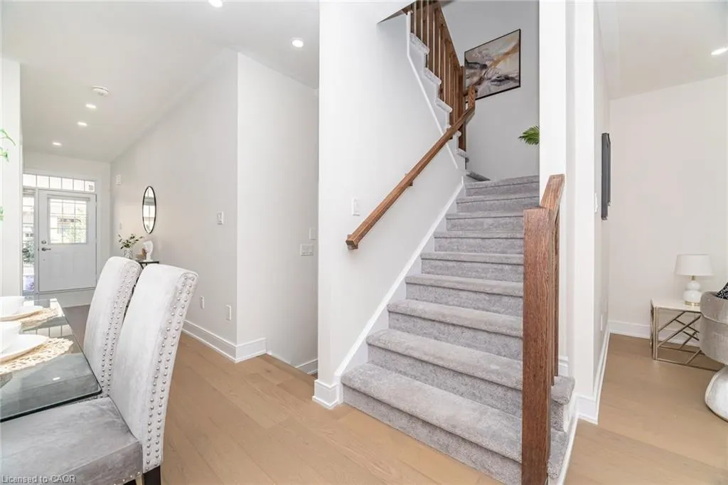 305 Garner Road, #102