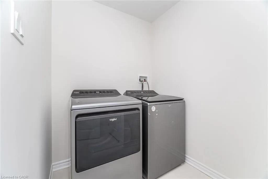 305 Garner Road, #102
