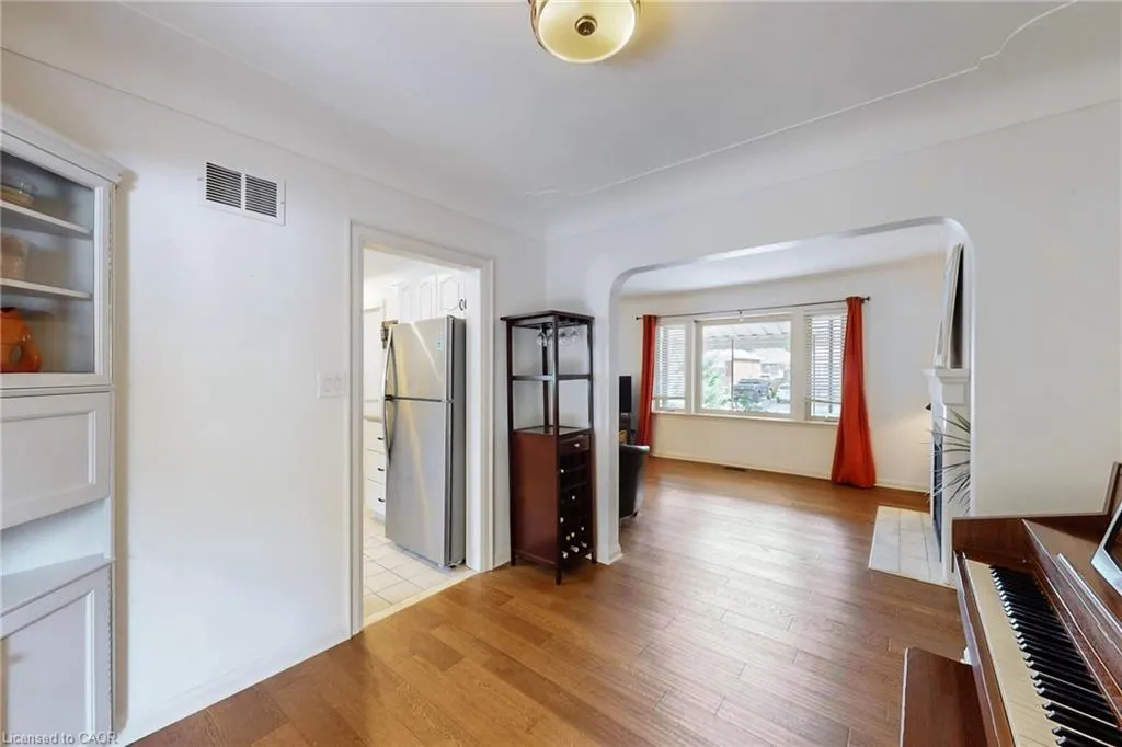 40 Galbraith Drive