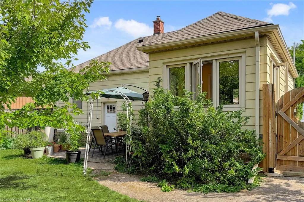 40 Galbraith Drive