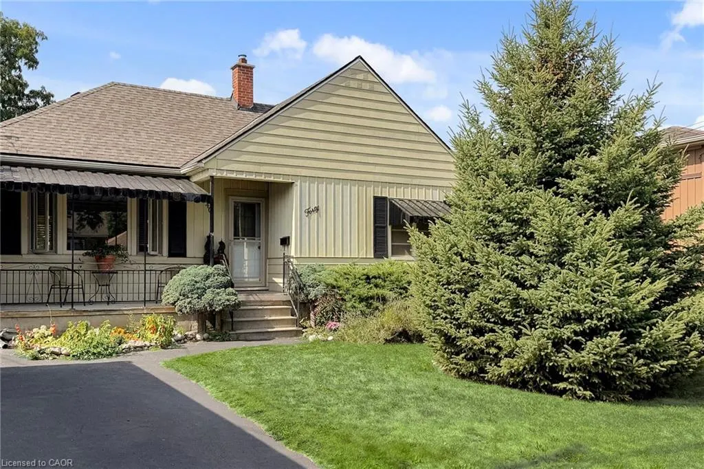 40 Galbraith Drive