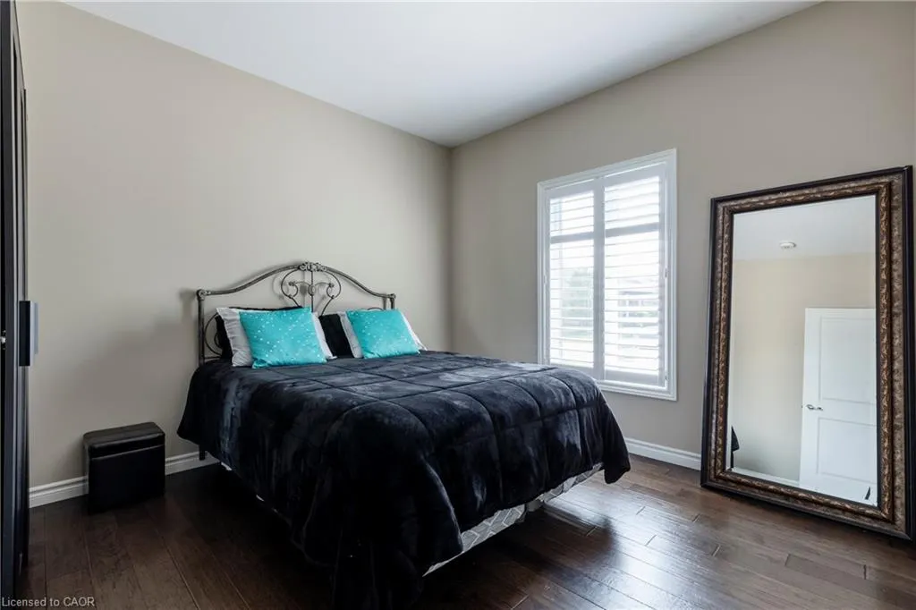 6 Bluenose Drive