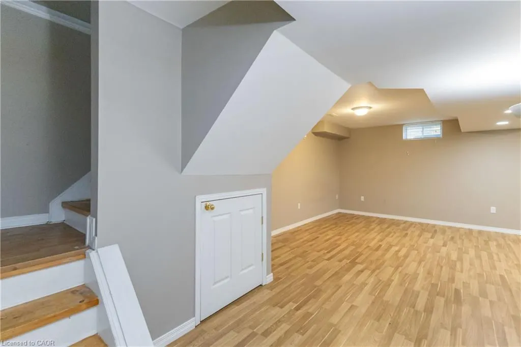 21 Axford Parkway