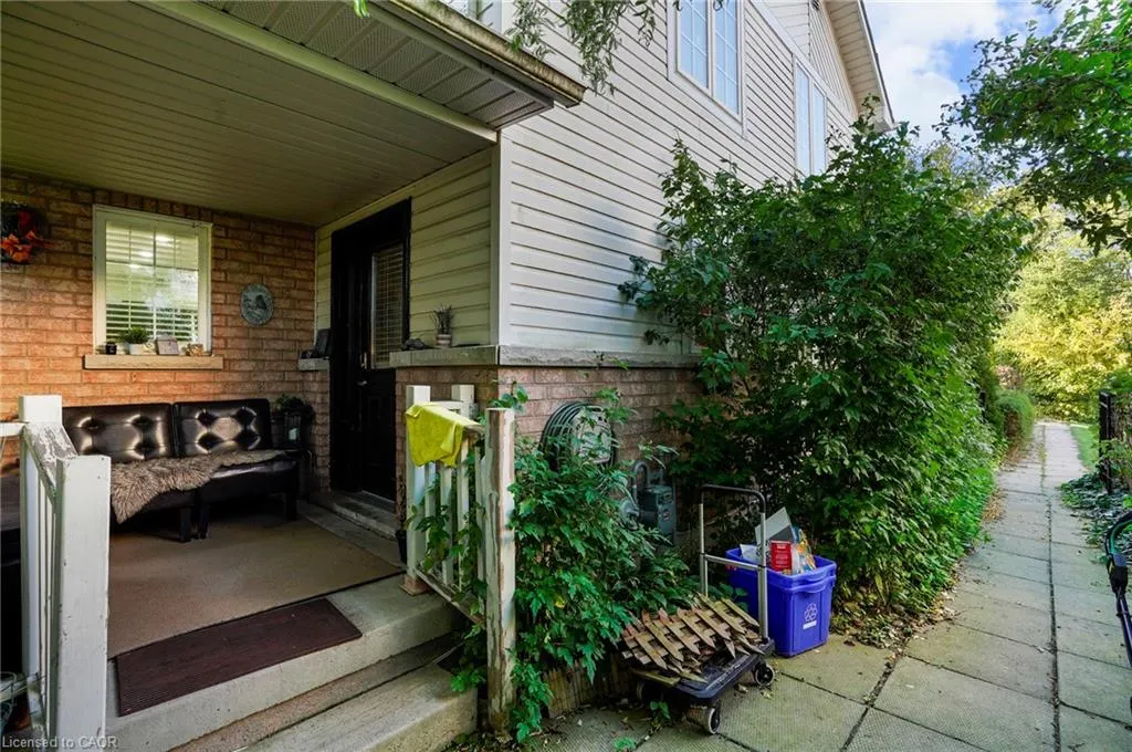 488 Jerseyville Road W