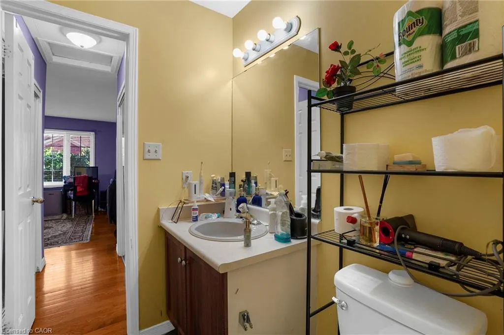 488 Jerseyville Road W
