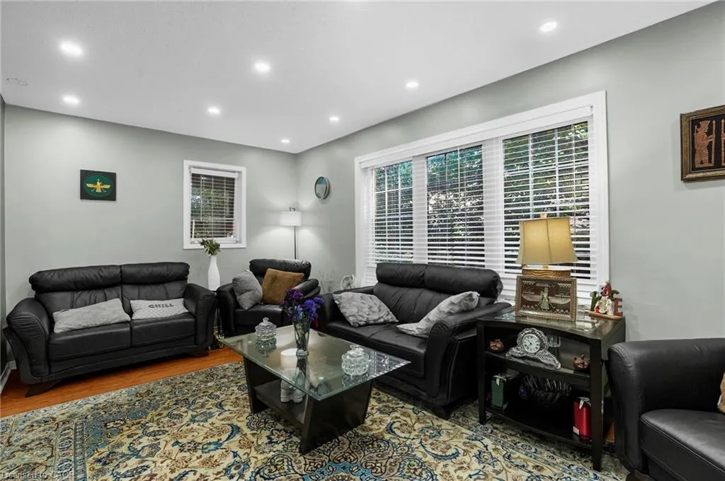 488 Jerseyville Road W