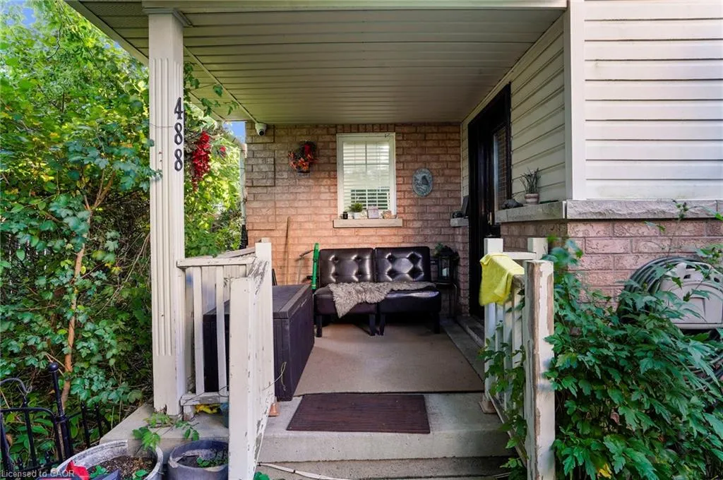 488 Jerseyville Road W