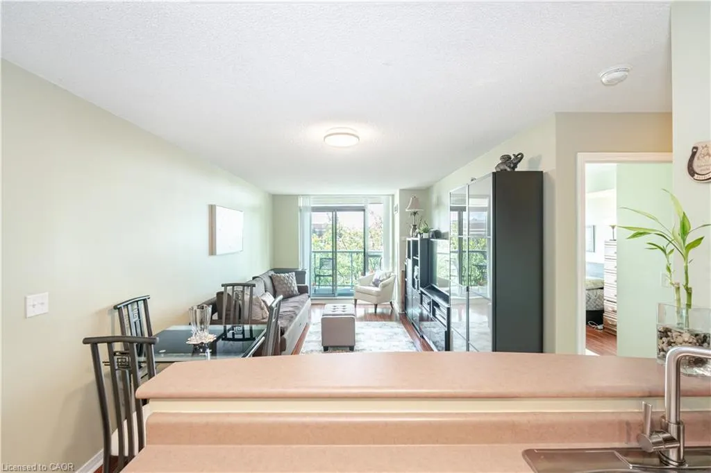 306-2545 Erin Centre Boulevard
