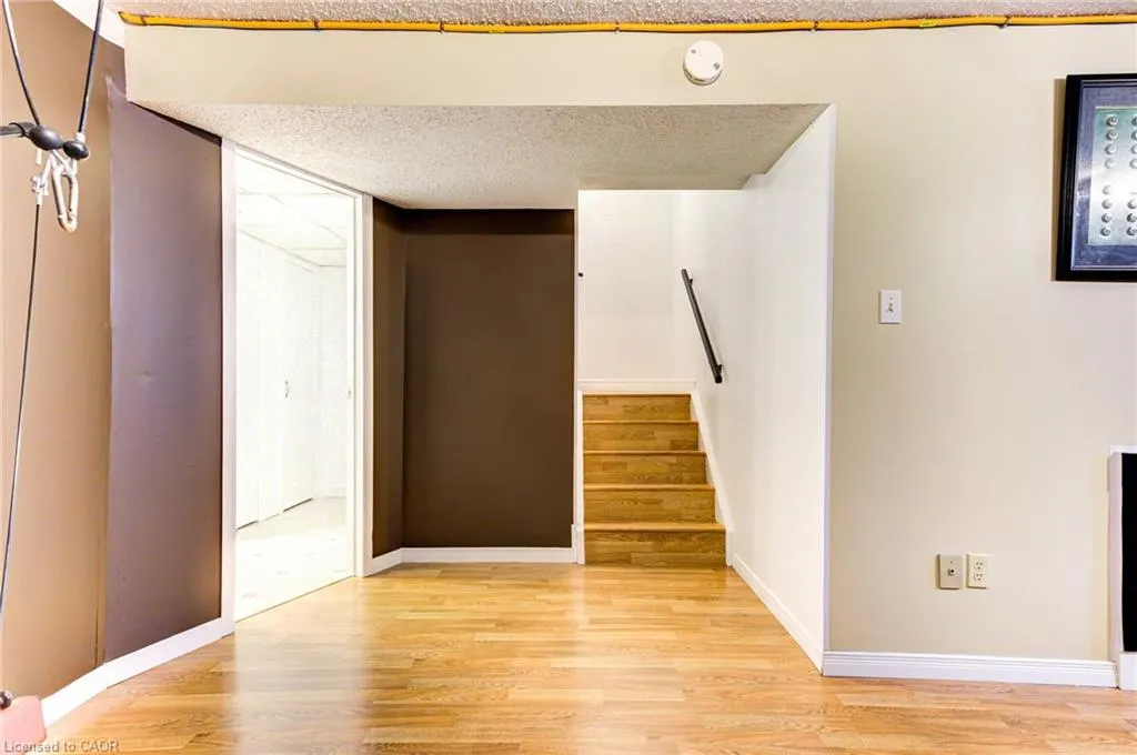 125 Sekura Crescent, #29