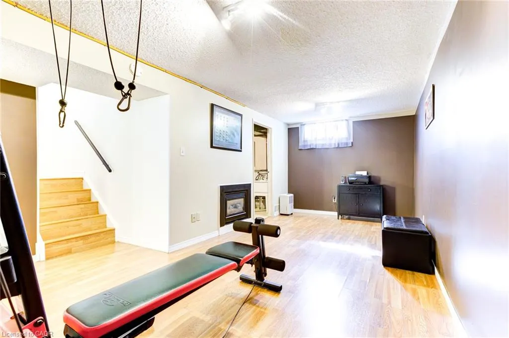 125 Sekura Crescent, #29