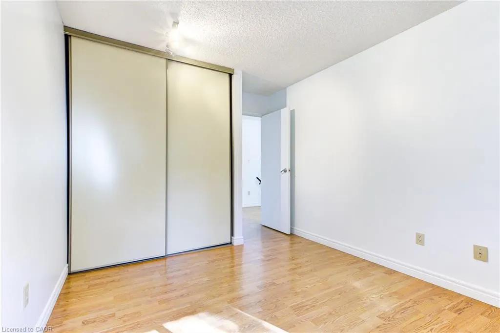125 Sekura Crescent, #29