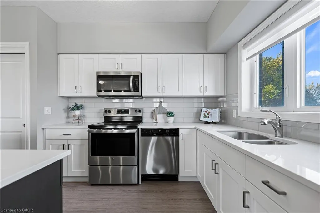 408 Guelph Avenue, #210