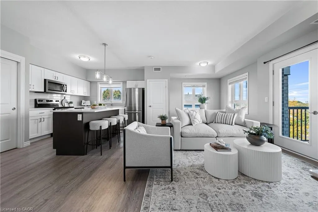 408 Guelph Avenue, #210
