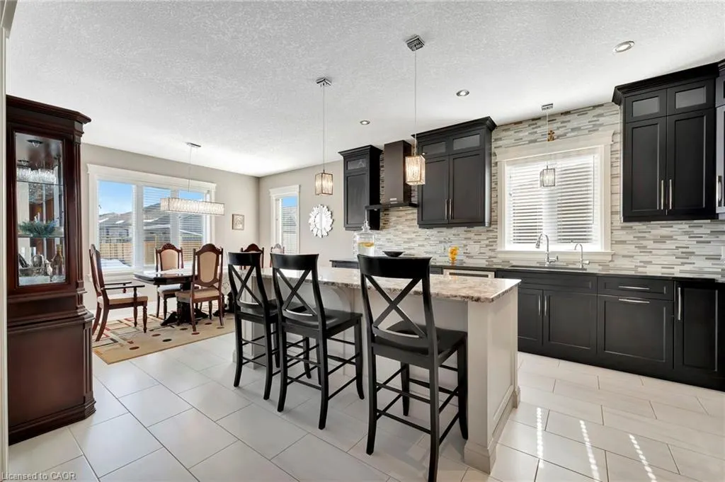 107 Forbes Crescent
