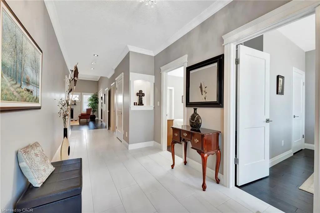 107 Forbes Crescent
