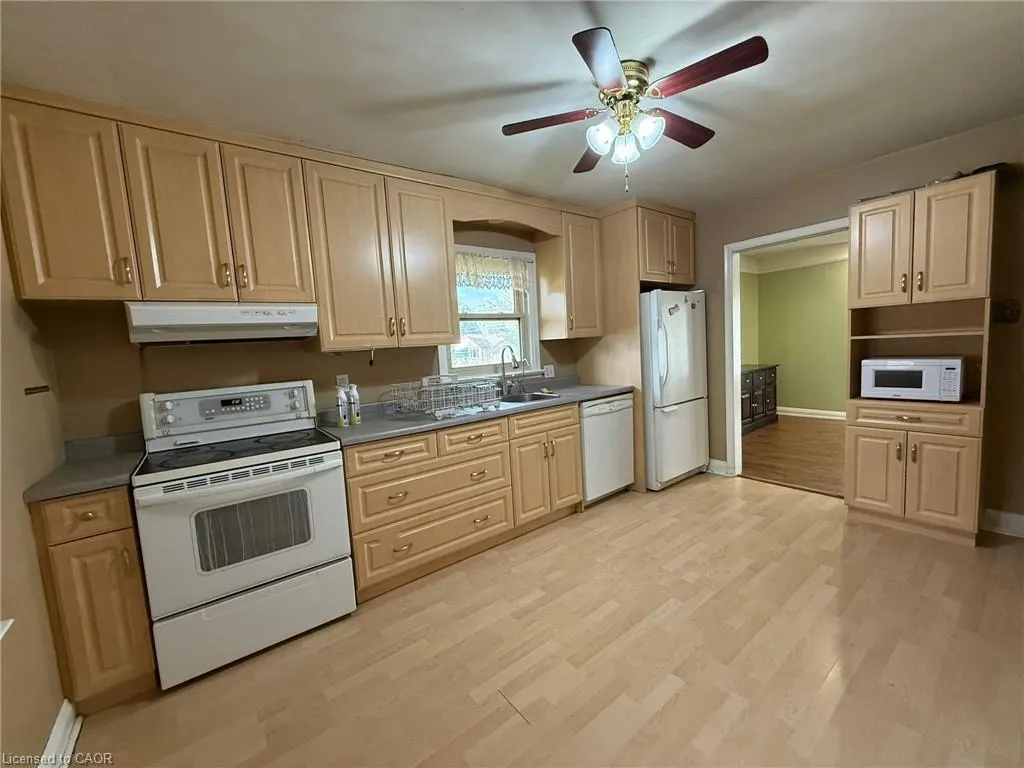 91 Weber Street S