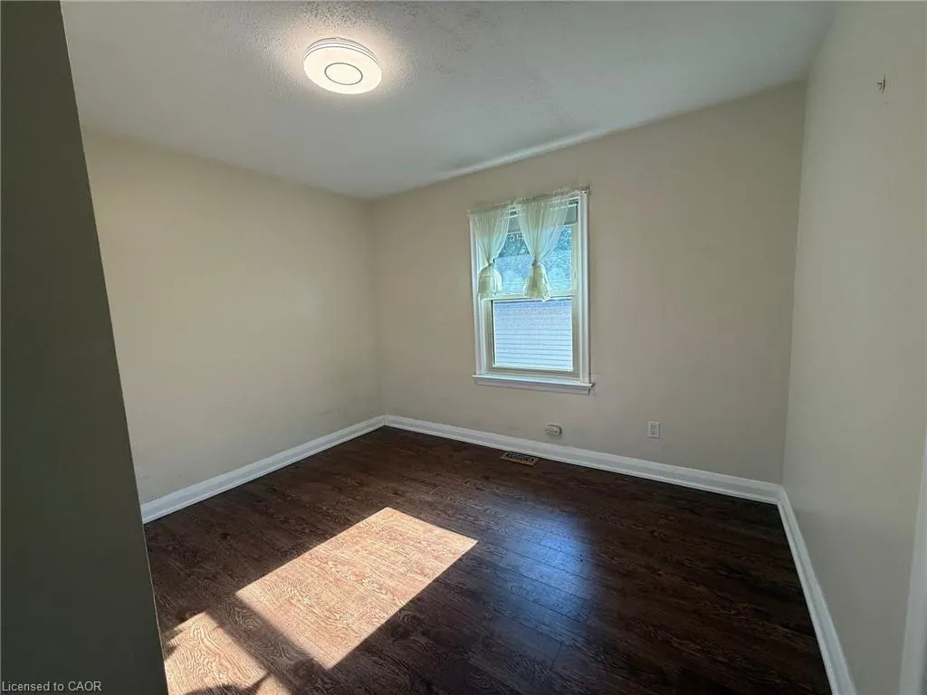 91 Weber Street S