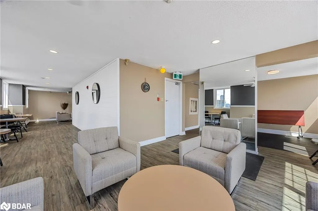 2 Albert Street, #32