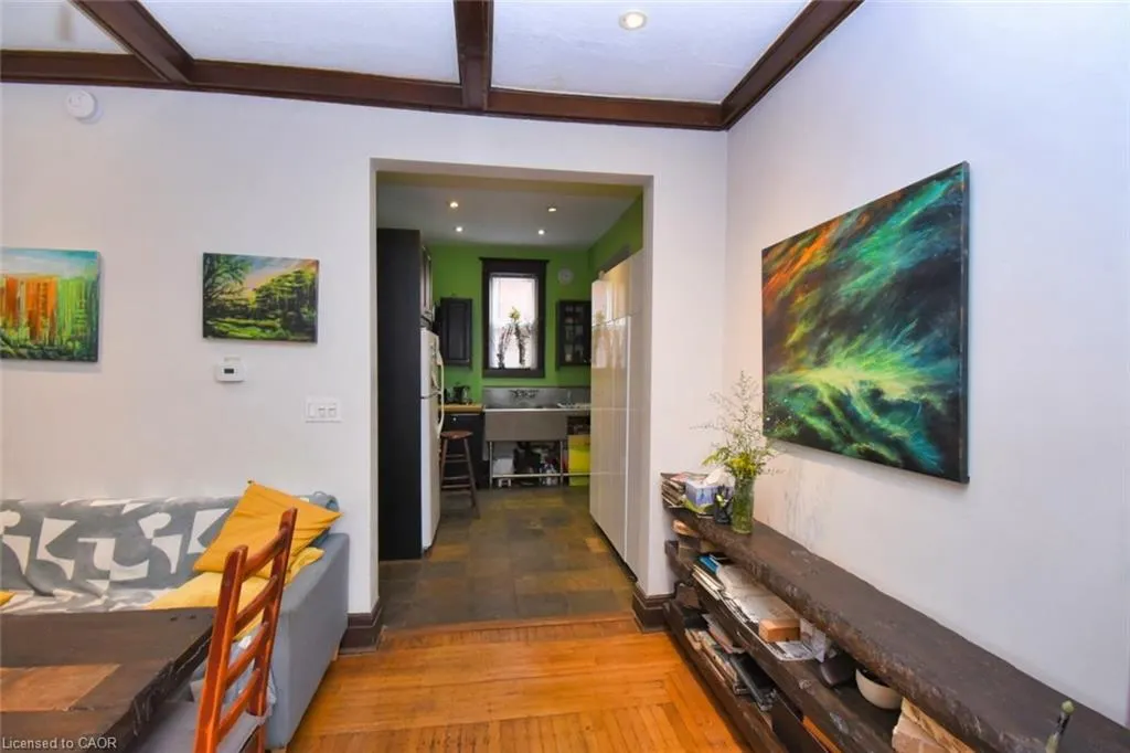 217 Caroline Street S, #1