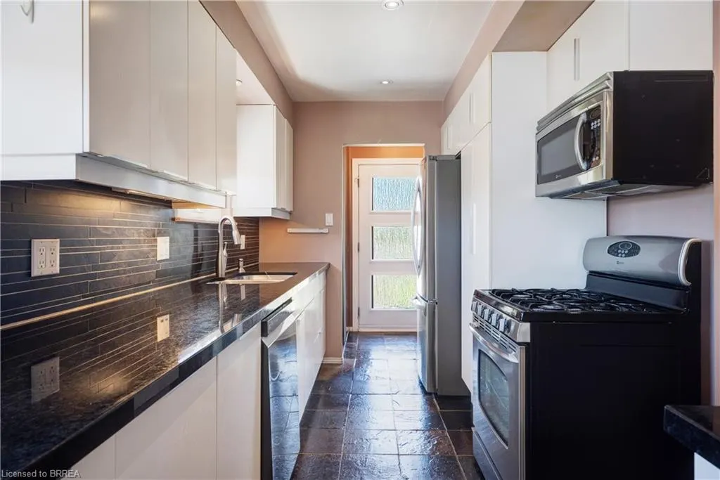 44 Marblehead Crescent