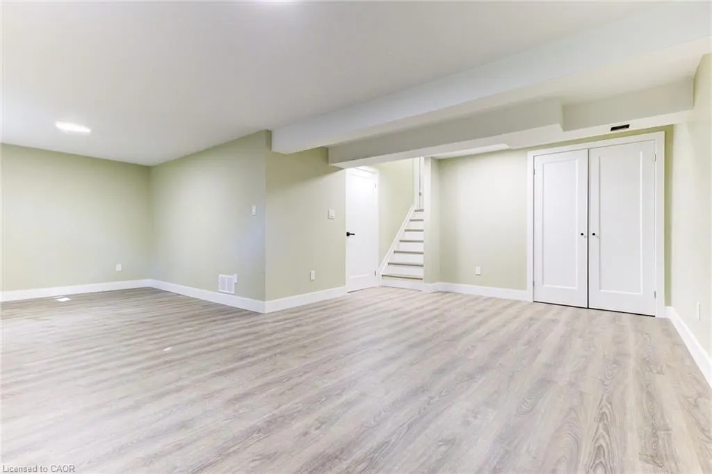 235 Sunset Boulevard