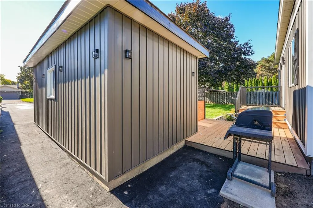 17 Preston Drive