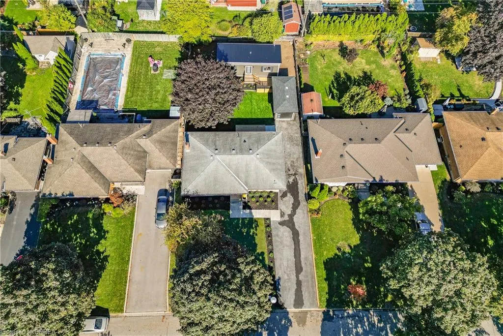 17 Preston Drive