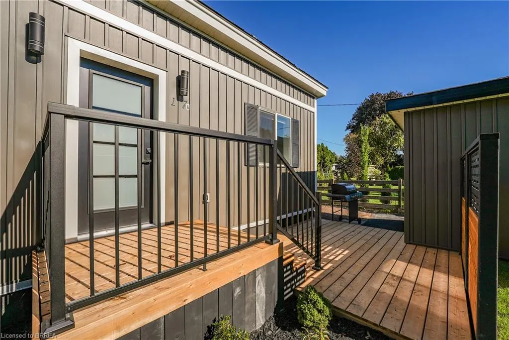 17 Preston Drive