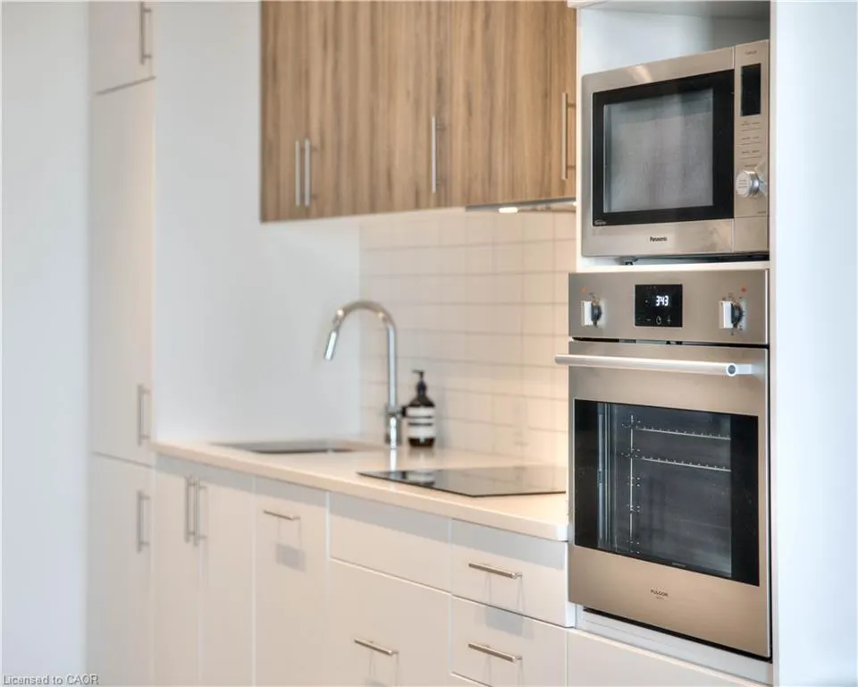 181 King Street S, #1309