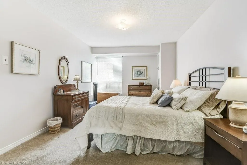 2055 Upper Middle Road, #205