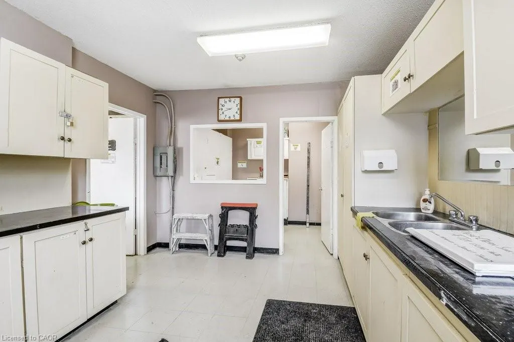 2055 Upper Middle Road, #205