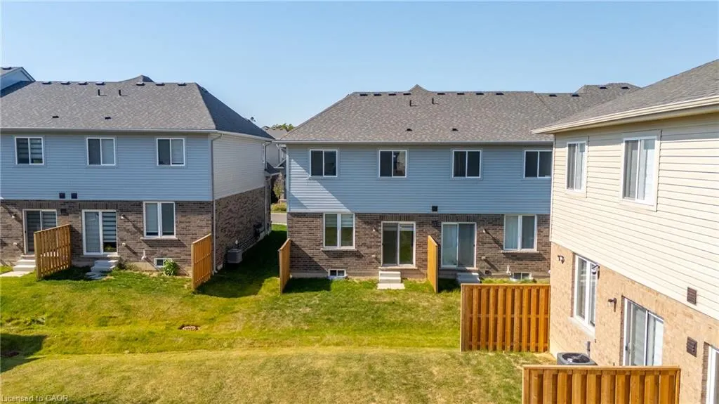 8 Linden Park Lane