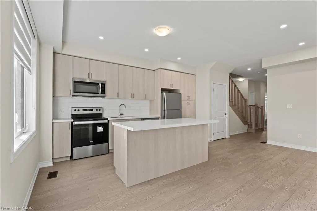8 Linden Park Lane