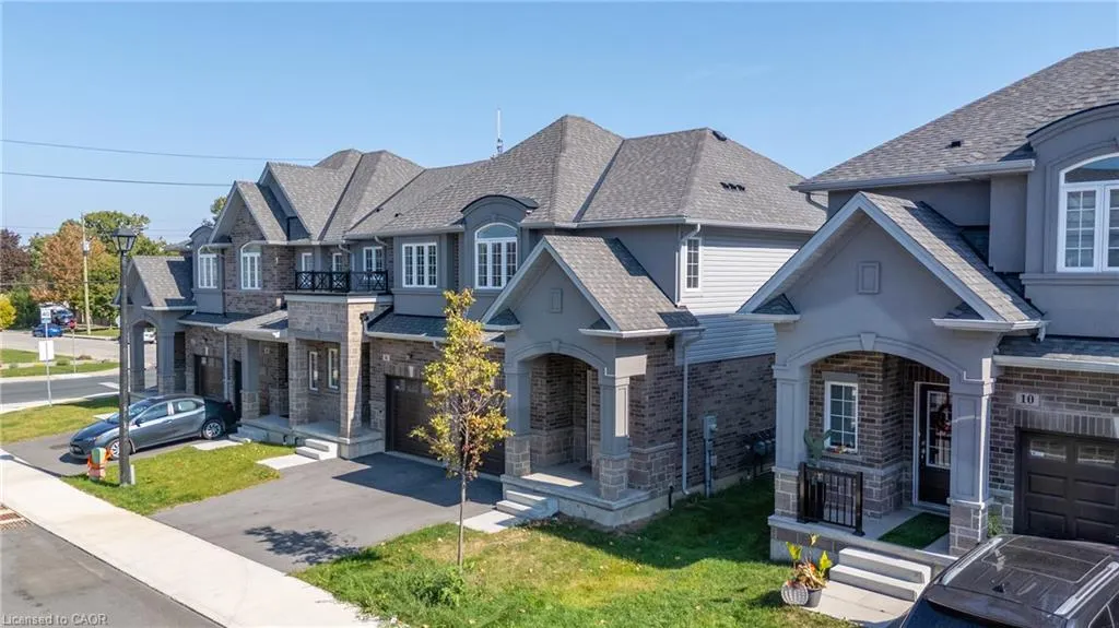 8 Linden Park Lane
