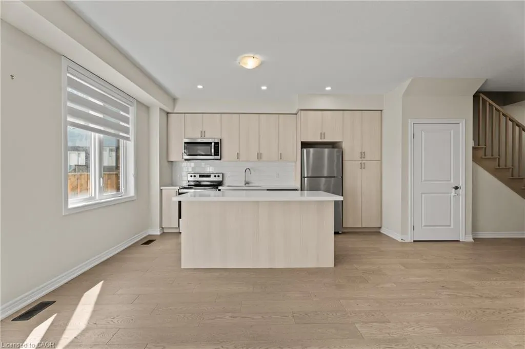 8 Linden Park Lane