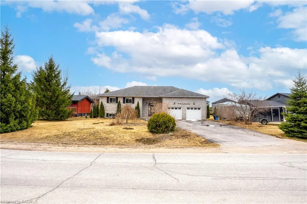 20 Wasaga Sands Drive