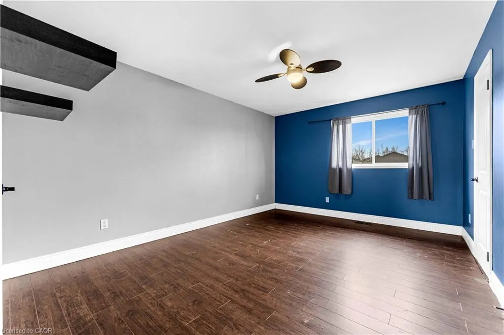 20 Wasaga Sands Drive